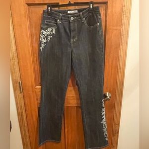 Ladies Chico Brand Decorative Jeans Size 0.5. Very nice.